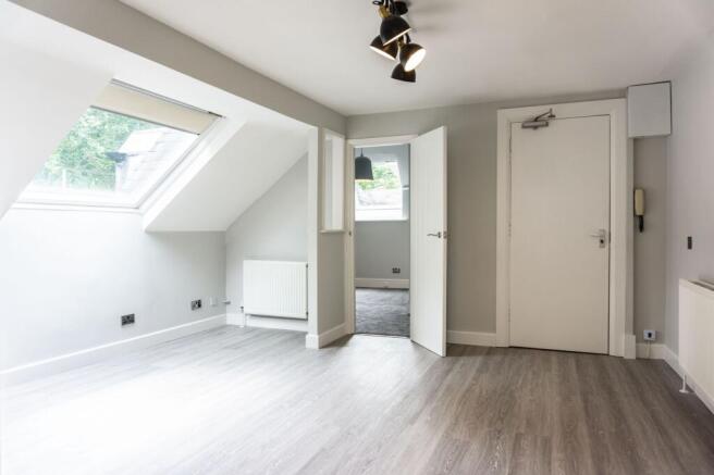1 bed Apartment to rent Image 12