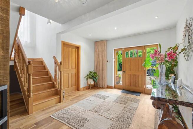 Entrance Hall.jpeg
