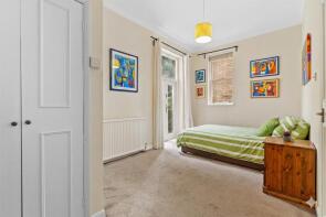 9, Baldry Gardens, London SW16 3DL