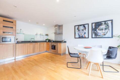 Garden Walk, EC2A, Shoreditch, London, EC2A