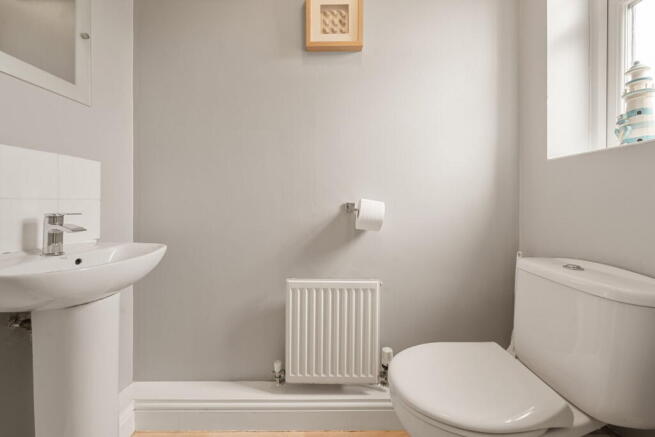 3 bed Detached for sale Image 11