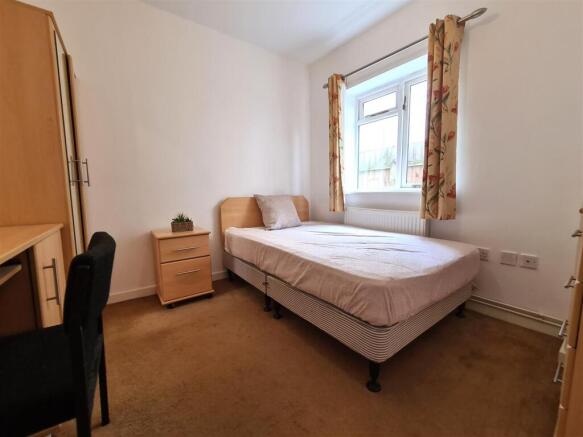 Bedroom 2 - 48 Elizabeth Way