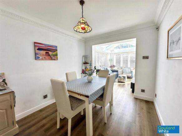 4 bed Detached for sale Image 7