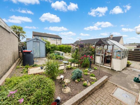 39 Mossdale, Heathhall, Dumfries, DG1 3RG - Braidw