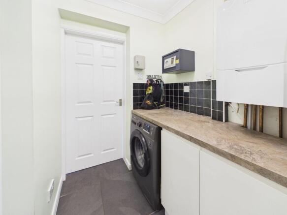 3 bed Detached for sale Image 11