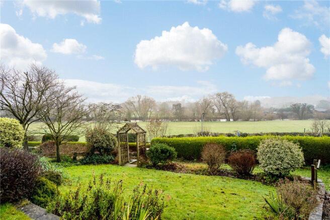 Garden & View