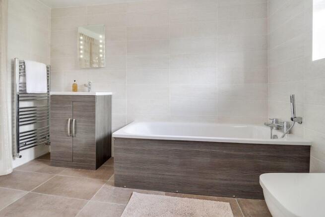 Bathroom (Family Bathroom)