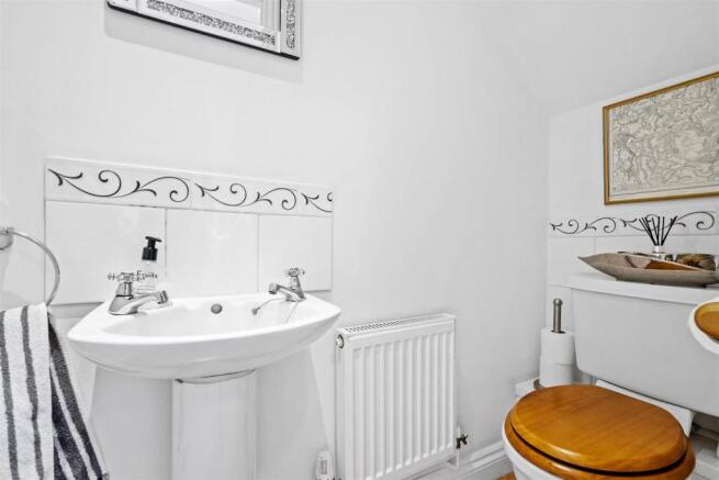 12 Gazala Drive - Cloakroom sink.jpg