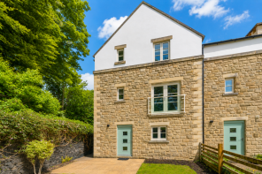 7, Wright's Square, Morpeth NE65 7BF