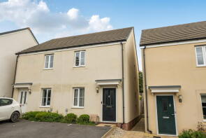 16, Nuthatch Close, Gunnislake PL18 9FN