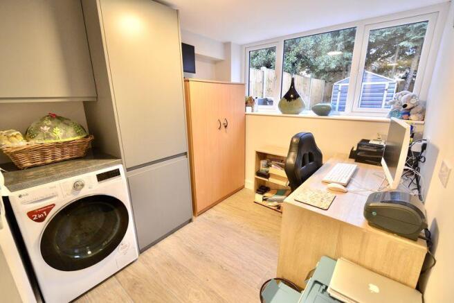 Utility room / Study