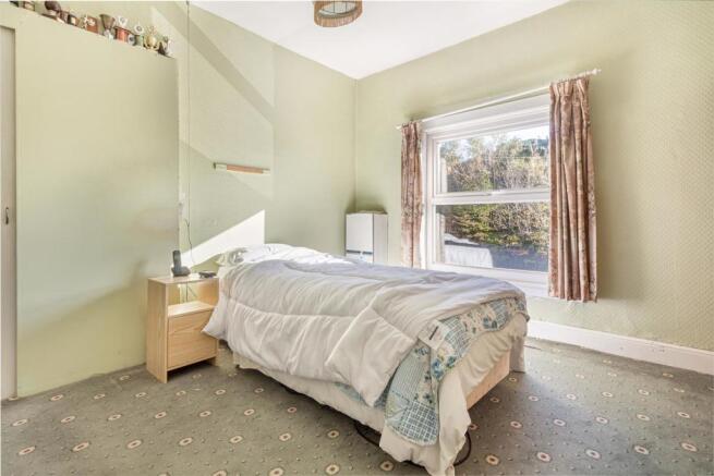 Bedroom-1-2.jpg