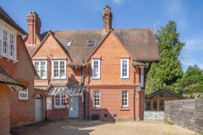 Old Burchetts, Station Road, Lewes BN8 4HE