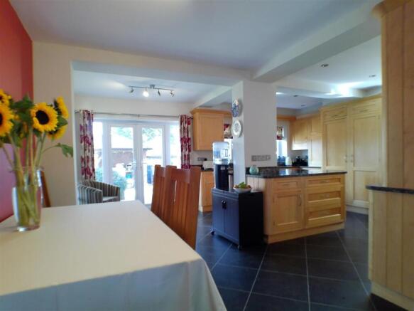 Kitchen Diner