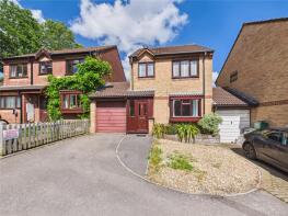 43, Howes Close, Bristol BS30 8SB
