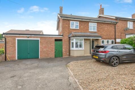 Kingswood Avenue, Hitchin, Hertfordshire, SG4