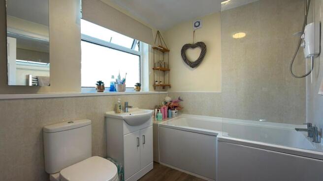 4 bed Terraced for sale Image 11