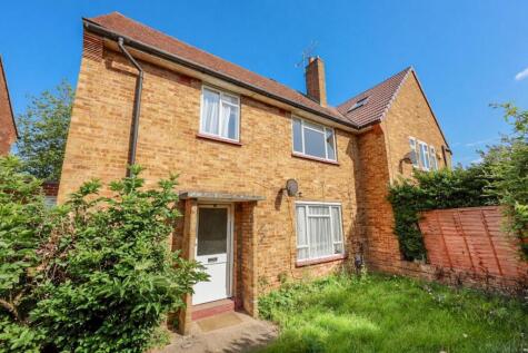 Sutton Court Road, Hillingdon, UB10