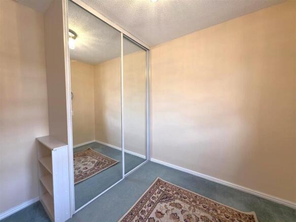 2 bed Semi-Detached for sale Image 8