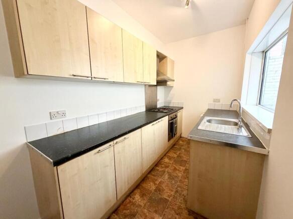 2 bed Terraced for sale Image 4