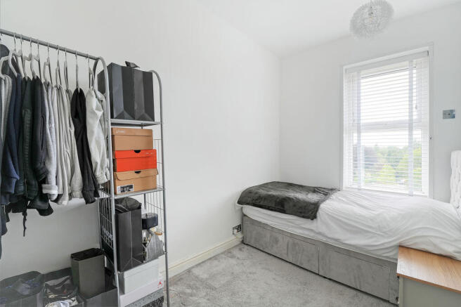 3 bed Semi-Detached to rent Image 12