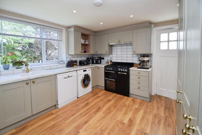 Lindisfarne Road, Shipley photo 5