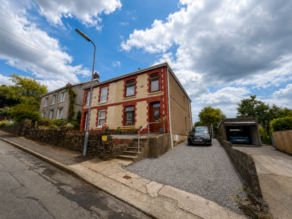 Llwyn Road, Cwmgors, Ammanford, SA18 1RD