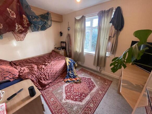6 bed Terraced to rent Image 12