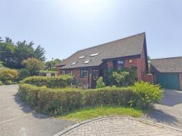 36, Charnock Close, Lymington SO41 0GU