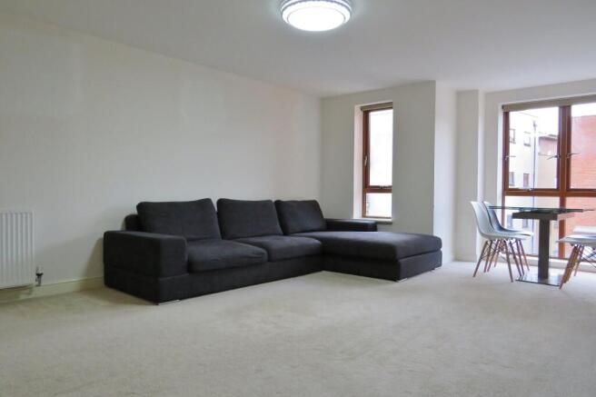Photo 03