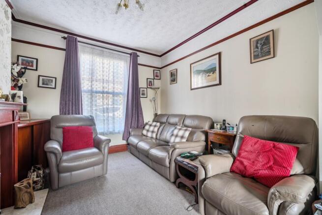 1401134-15-696a2c668cb19