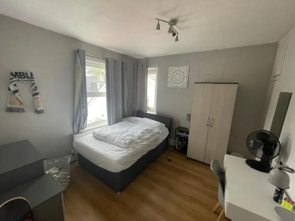 Marina Cottage, Mutley. 3 letting room student investment.  photo 4