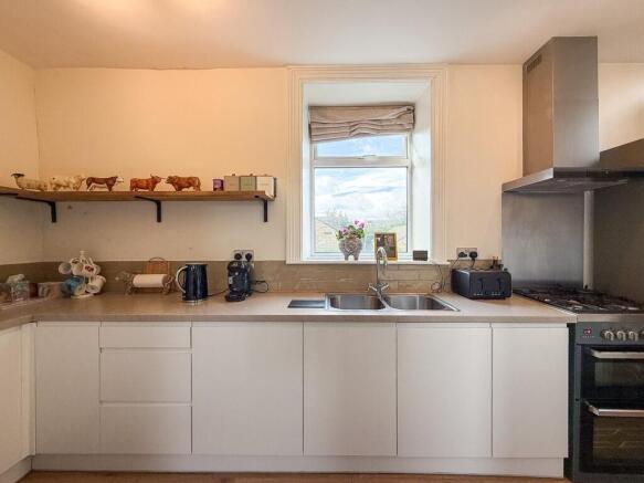 2 bed End of Terrace for sale Image 6