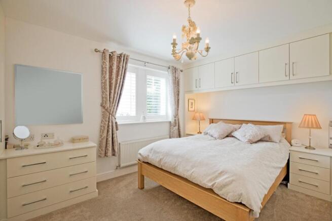 2 bed Link Detached House for sale Image 5