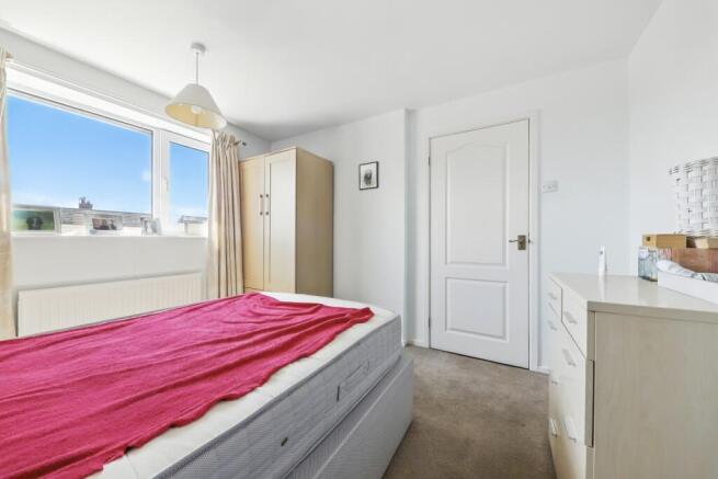 3 bed Semi-Detached for sale Image 8