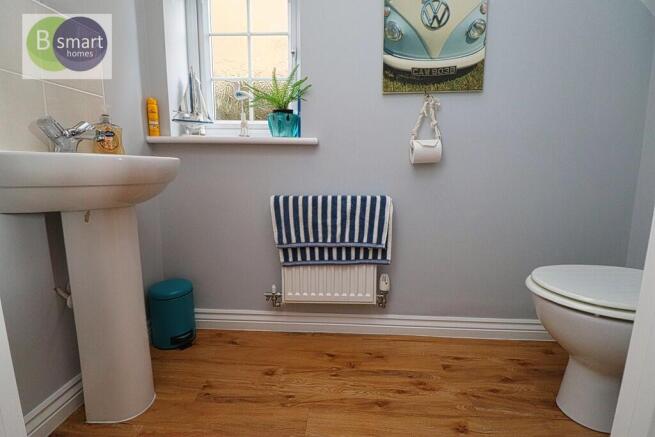 3 bed Semi-Detached for sale Image 6