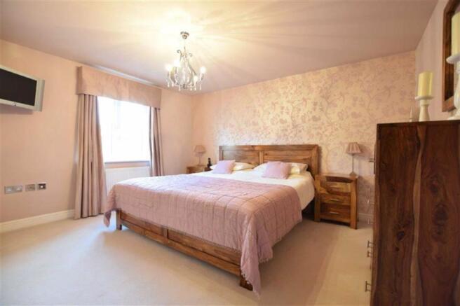 BEDROOM 1