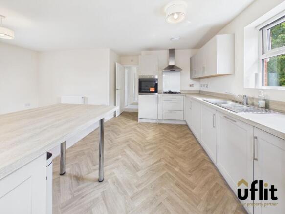 2 bed Apartment for sale Image 7