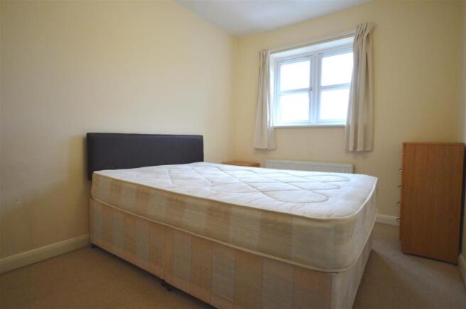 Bedroom 2.JPG