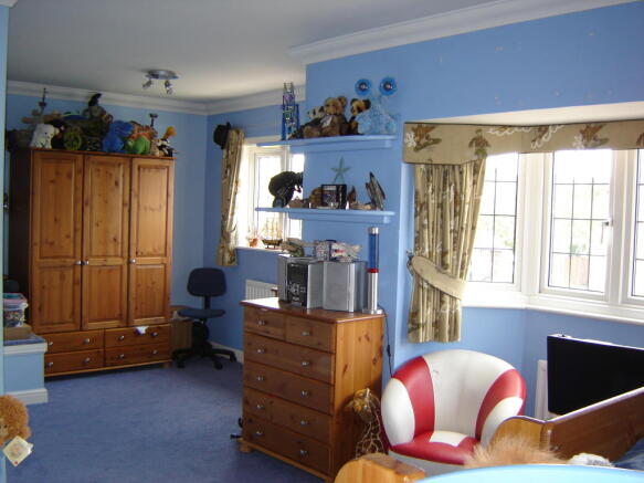 Photo 6