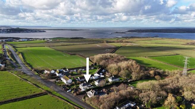 Edge of Instow village photo 2