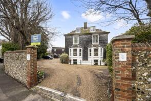 Flat 2, 94 Wootton House, Old London Road, Brighton BN1 8YA