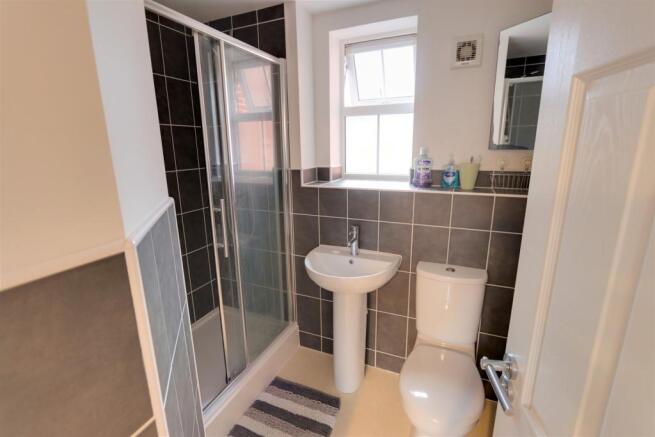 Master Ensuite Showe