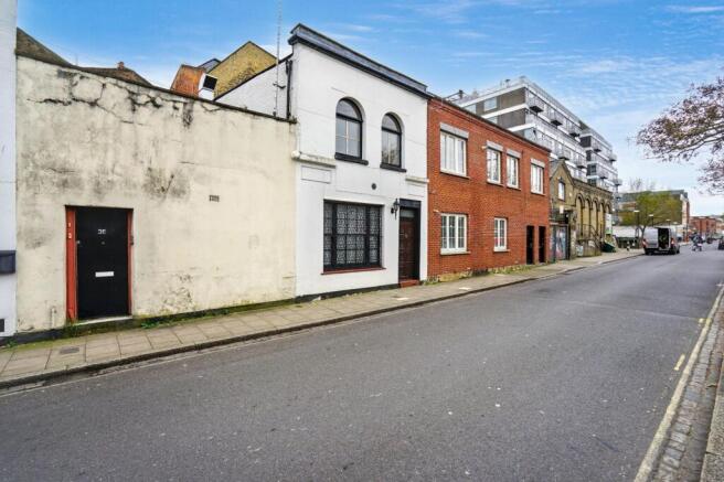 5 New Park Road, Brixton, London SW2 4DU