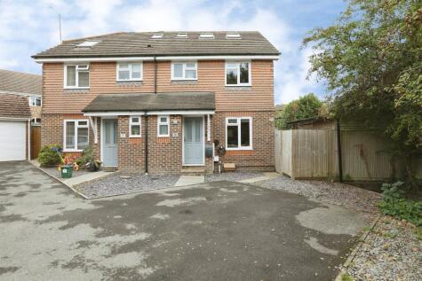 Starling Close, Burgess Hill