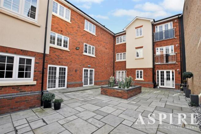 Aspire Estate Agents Benfleet 101.jpg