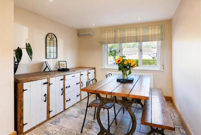 3 bed Detached for sale Image 5