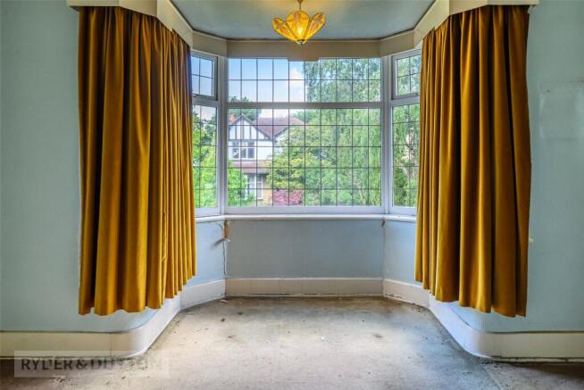 4 bed Semi-Detached for sale Image 11