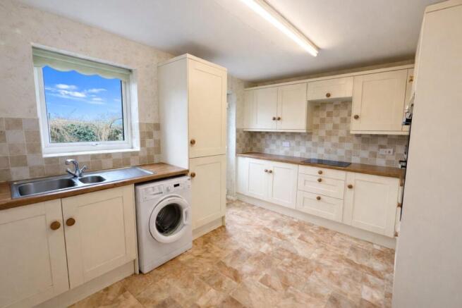2 bed Terraced for sale Image 4