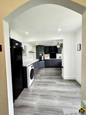 3 bed Detached for sale Image 3